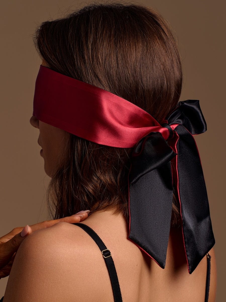 Gina Elegant Satin Blindfold